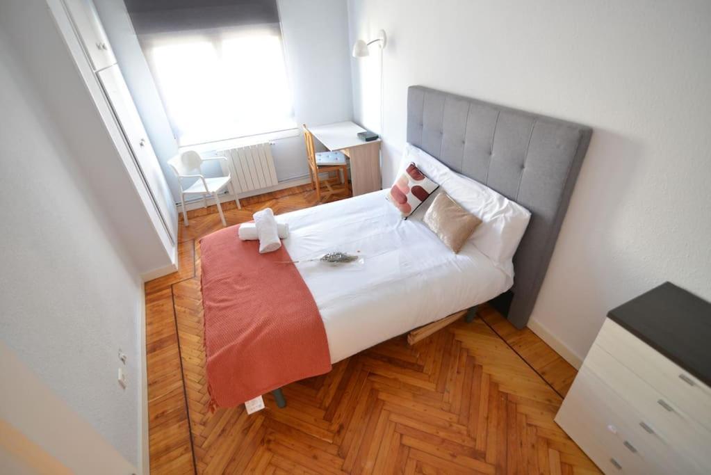 El Apartamento De San Manolo By Just Room Santander Exteriör bild