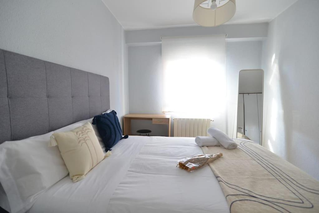 El Apartamento De San Manolo By Just Room Santander Exteriör bild